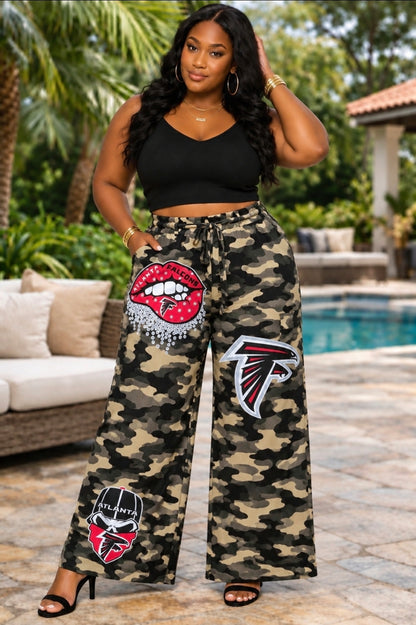 Command the Vibe Camo Palazzo Pants Medium