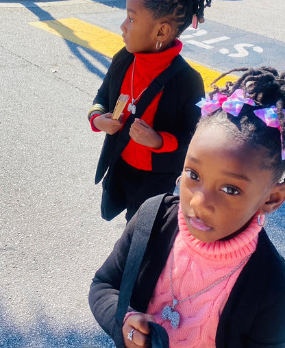 Cozy Cable Knit Turtleneck Sweater for Kids – Available in Black, Red, and Pink